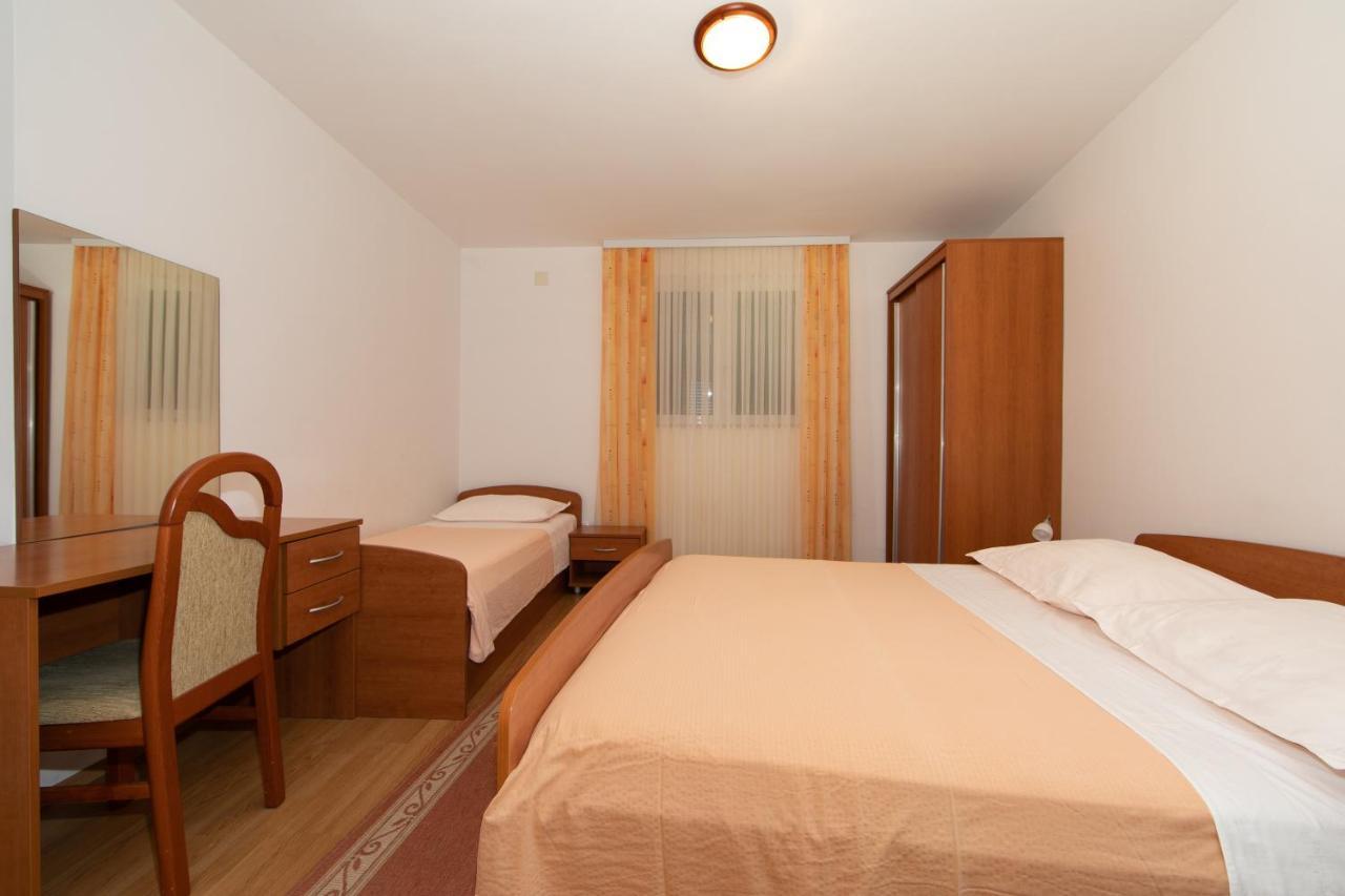 Apartmani Biser Tučepi Exterior foto