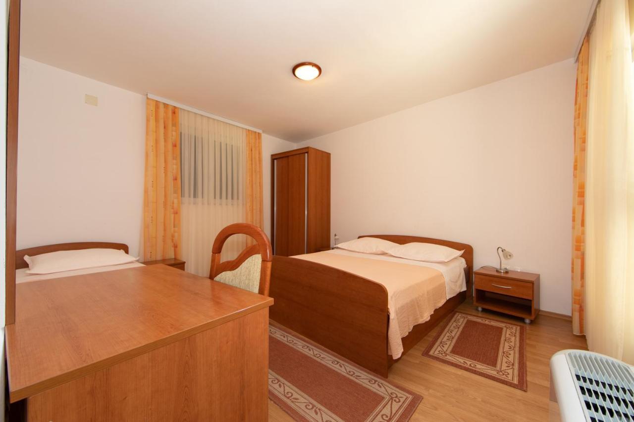 Apartmani Biser Tučepi Exterior foto