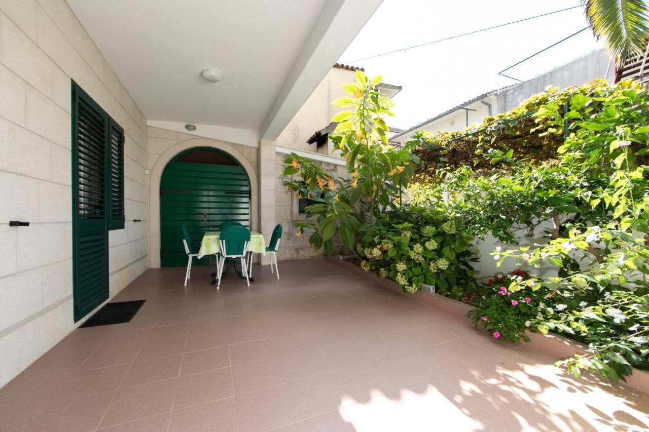 Apartmani Biser Tučepi Exterior foto