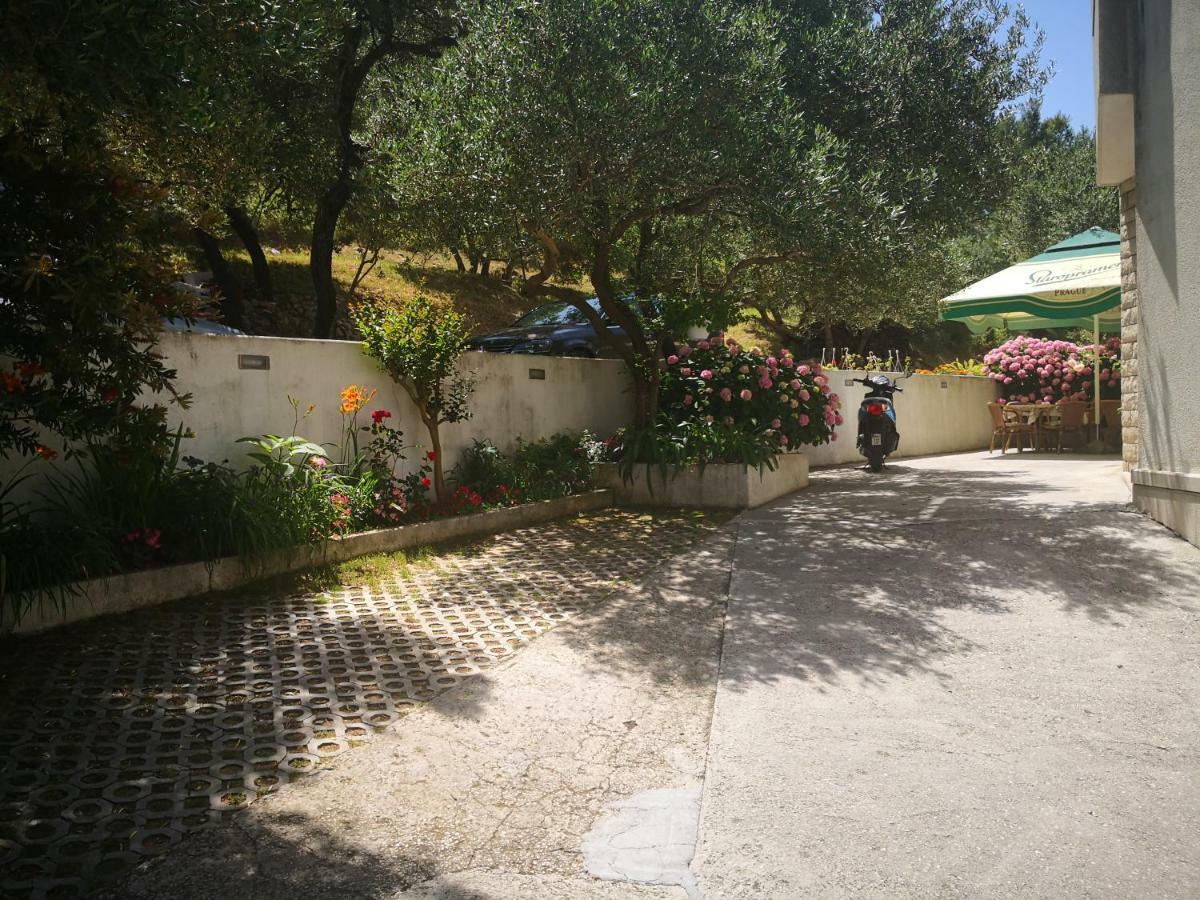 Apartmani Biser Tučepi Exterior foto